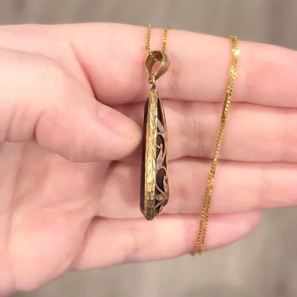Vintage 10K Filigree Onyx Pendant: Black Hills Style Diamond Cut Large Teardrop - Picture 6 of 10